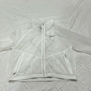 nike white running pull over!